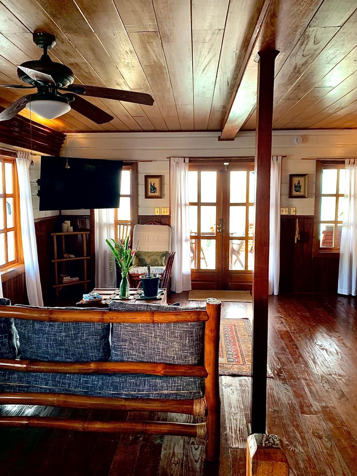 Casa Acuario Boutique Hotel Bocas Town Bagian luar foto